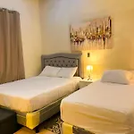 Apartamento Dos Habitaciones Banos Completos Wifi Y Ac Todo El Apto, San Salvador, Colonia Escalon